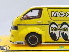 Xe Mô Hình Toyota Hiace Widebody Mooneyes 1:64 Tarmac Works ( Vàng )