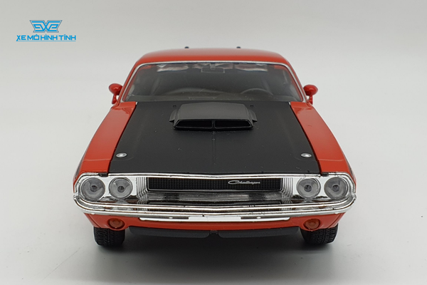 XE MÔ HÌNH DODGE CHALLENGER T/A 1:24 WELLY (ĐỎ)