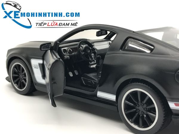 Xe Mô Hình Ford Mustang Boss 302 1:24 Maisto (Đen Trắng)