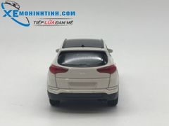 Xe Mô Hình Hyundai Tucson 1:36 WELLY (Trắng)