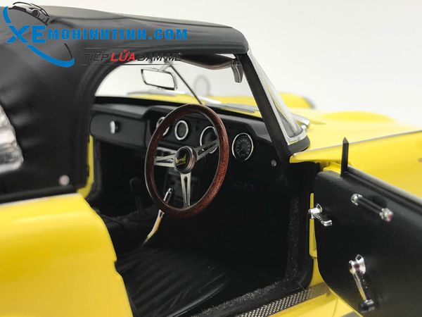 Honda S800 Autoart 1:18 (Vàng)