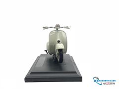 Vespa 150 (1956) 1:18 Maisto Kem