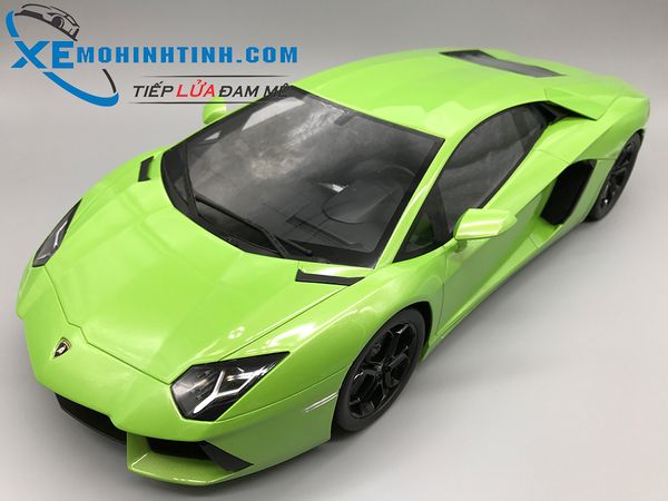 XE MÔ HÌNH LAMBORGHINI AVENTADOR 1:12 KYOSHO (XANH)