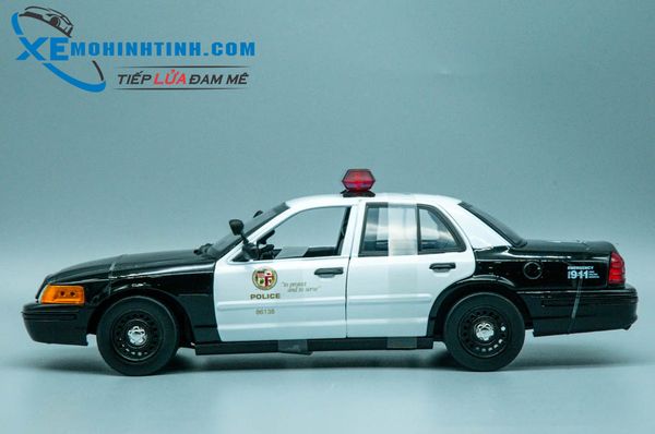 Xe Mô Hình Ford Crow Victoria Los Angeles Police Department Patrol Car 1:18 Daron