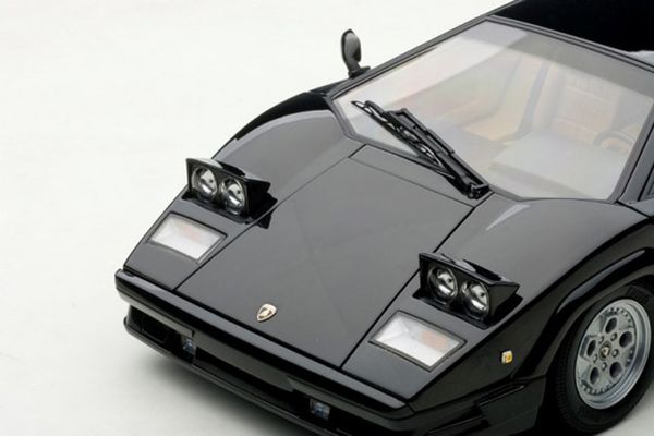 XE MÔ HÌNH LAMBORGHINI COUNTACH 25th ANNIVERSARY EDITION (BLACK) 1/18 AUTOART