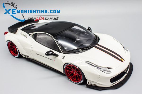 XE MÔ HÌNH FERRARI 458 LB PERFORMANCE 1:18 AGU (TRẮNG)