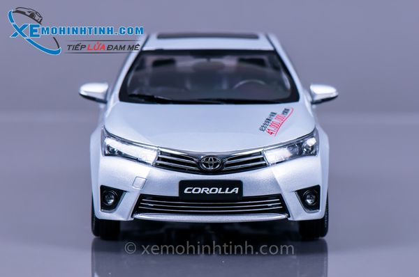 XE MÔ HÌNH TOYOTA COROLLA 2014 1:18 PAUDI (BẠC)