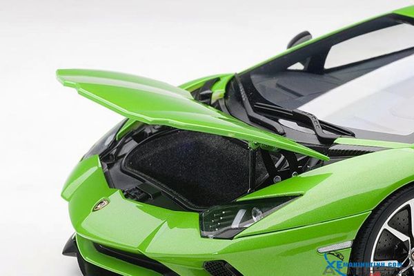 XE MÔ HÌNH LAMBORGHINI AVENTADOR S (VERDE MANTIS/PEARL GREEN) 1/18 AUTOART