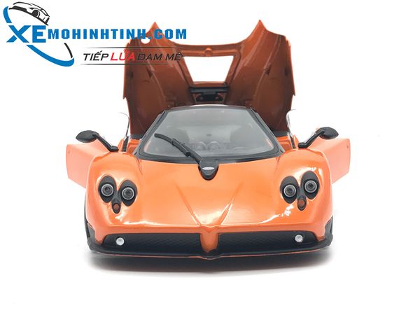 XE MÔ HÌNH PAGANI ZONDA F 1:18 MOTOMAX (CAM)