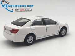 HỘP XE MÔ HÌNH Toyota Camry WELLY 1:36 (Trắng)