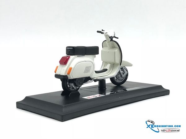 Vespa Pk 125 Automatia ( 1984) 1:18 Maisto Trắng