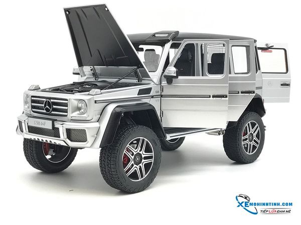 1/18 MERCEDES-BENZ G500 4X4 2 (SILVER)