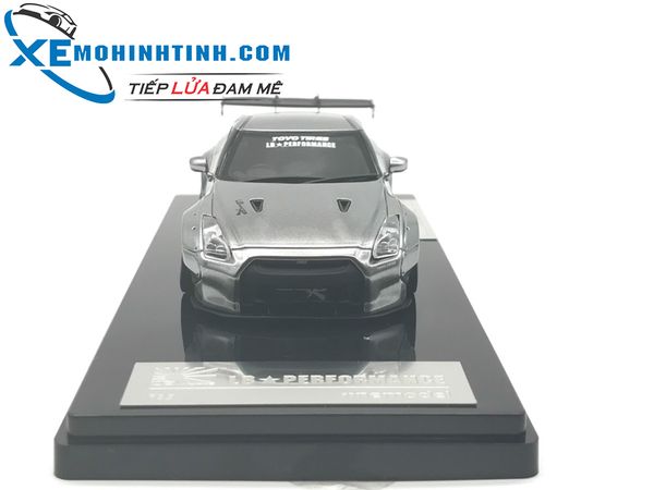 Nissan GTR R35 Liberty Walk 1:43 Onemodel (Chrome)