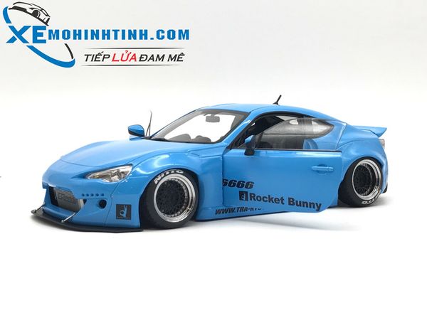 1:18 ROCKET BUNNY TOYOTA 86 (METALLIC SKY BLUE/BLACK WHEELS)