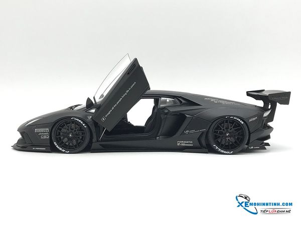 1/18 LB-WORKS LAMBORGHINI AVENTADOR (MATT BLACK)