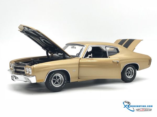 A1805509 MH 1:18 ACME 1970 396 CHEVELLE (GOLD)