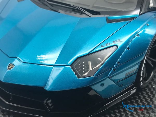 Lamborghini Aventador Liberty Walks Roadster Super S 1:18 (Xanh)