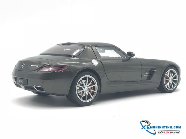 XE MÔ HÌNH MERCEDES-BENZ SLS AMG 1:18 GTAUTOS (NÂU)