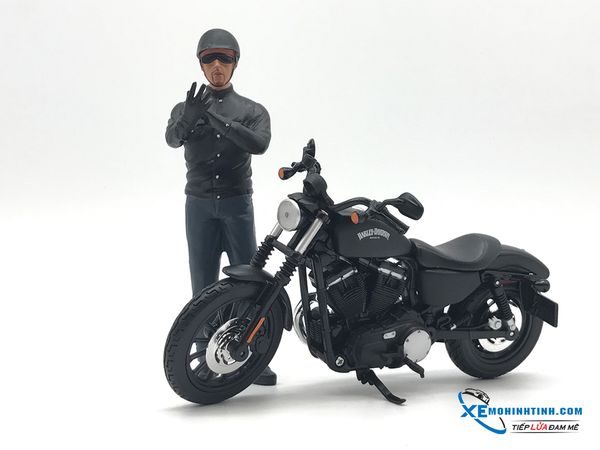 XE MÔ HÌNH HARLEY DAVIDSON 13 SPORTSTER IRON 883 1:12 MAISTO (ĐEN)