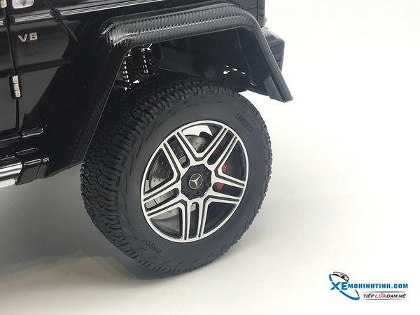 1/18 MERCEDES-BENZ G500 4X4 2 (GLOSS BLACK)