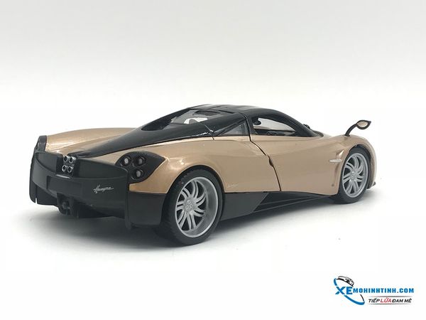 Xe Mô Hình Pagani Huayra 1:24 Welly ( Gold )