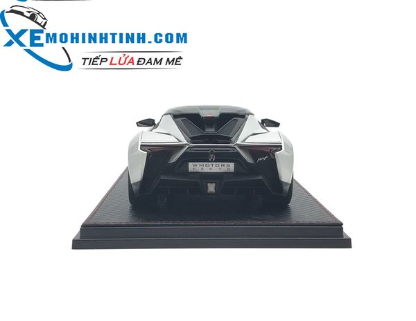 W Motors Fenyr Supersport Sophiart 1:18 (Bạc)