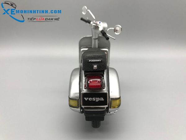 Xe Mô Hình Vespa P200E Del 1:12 Newray (Bạc)