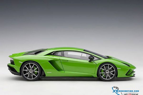 XE MÔ HÌNH LAMBORGHINI AVENTADOR S (VERDE MANTIS/PEARL GREEN) 1/18 AUTOART