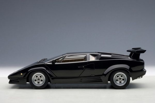 XE MÔ HÌNH LAMBORGHINI COUNTACH 25th ANNIVERSARY EDITION (BLACK) 1/18 AUTOART