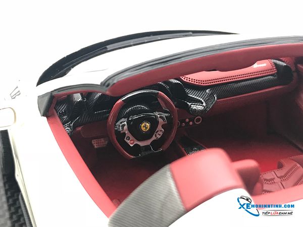Ferrari 458 LB Roadster Liberty Walk 1:18 (Trắng)