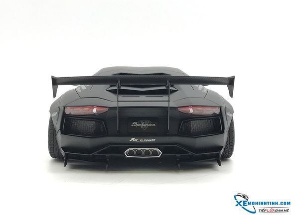 1/18 LB-WORKS LAMBORGHINI AVENTADOR (MATT BLACK)