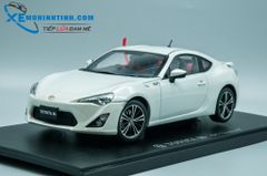 XE MÔ HÌNH TOYOTA 86 GT ''LIMITED'' 1:18 AUTOART (TRẮNG)