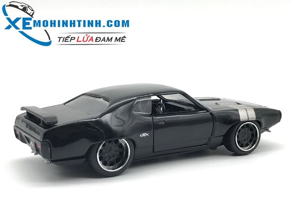 MH DOM'S PLYMOUTH GTX 1:32 (ĐEN)