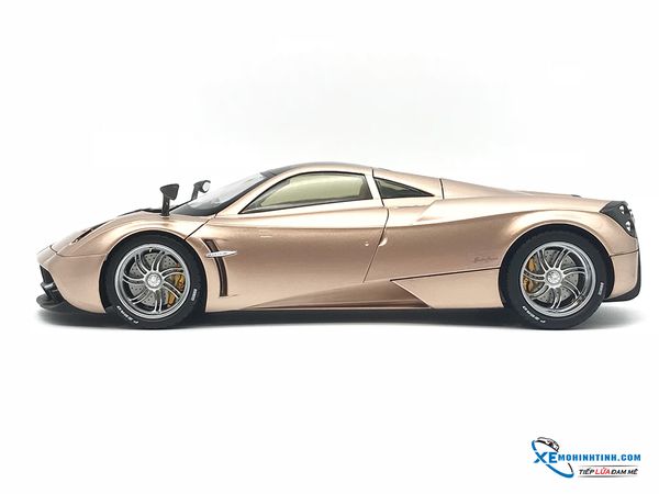 Pagani Huayra GTautos 1:18 (Nâu)