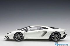 LAMBORGHINI AVENTADOR S (BALLOON WHITE/PEARL WHITE)