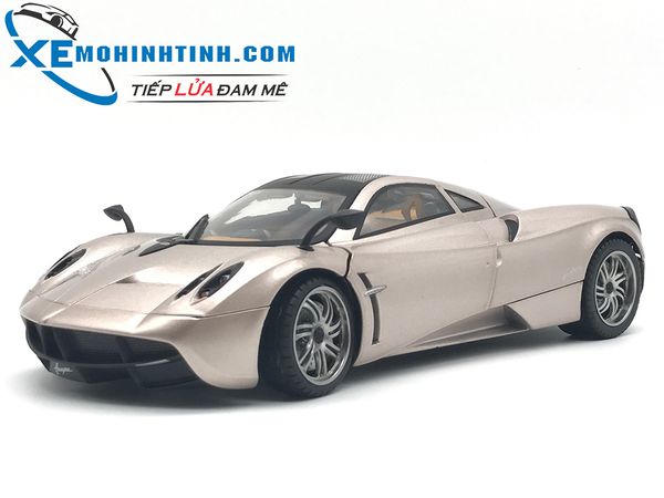 XE MÔ HÌNH PAGANI HUAYRA 1:18 MOTOMAX (GOLD)