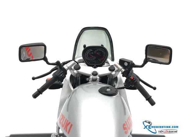 SUZUKI GSX 1100S Autoart 1:12 (Bạc)