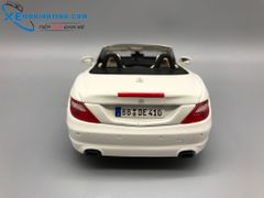 Xe Mô Hình Mercedes-Benz Slk-Class 1:24 Maisto (Trắng)