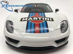 1/18 PORSCHE 918 SPYDER WEISSACH PACKAGE (WHITE/MARTINI LIVERY)