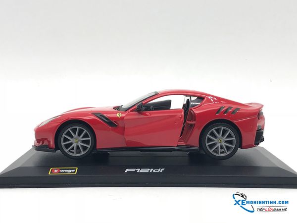 18-46014A MH BBURAGO FERRARI F12 TDF 1:32 (VÀNG)