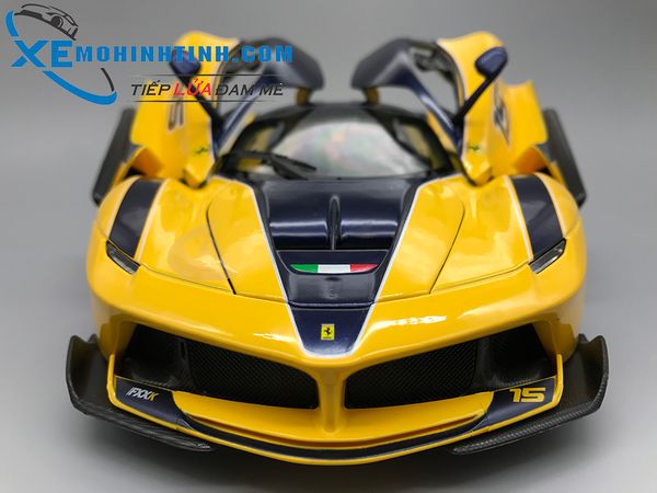 Xe Mô Hình Ferrari FXX K 1:18 Bburago ( Vàng )