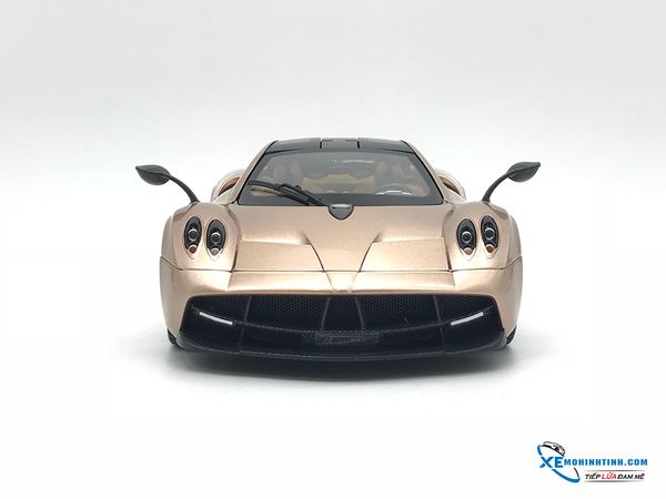 Pagani Huayra GTautos 1:18 (Nâu)