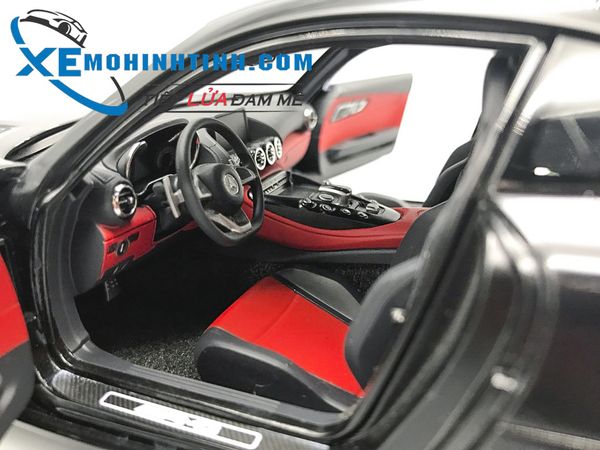 1/18 MERCEDES-AMG GT S (GLOSS BLACK)