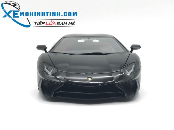 MH LAMBORGHINI AVENTADOR LP750-4 SV 1:18 (NERO ALDEBARAN:GLOSS BLACK)