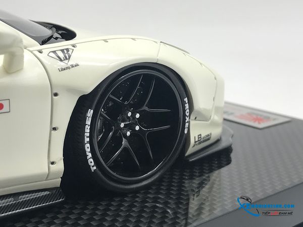 Ferrari 458 LB Roadster Liberty Walk 1:18 (Trắng)