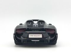 1:18 PORSCHE 918 SPYDER WEISSACH PACKAGE (BASALTSCHWARZMETALLIC/BLACK METALLIC)