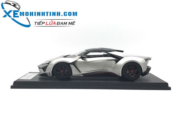 W Motors Fenyr Supersport Sophiart 1:18 (Bạc)