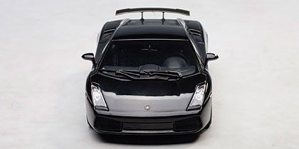 1/43 LAMBORGHINI GALLARDO SUPERLEGGERA (METALLIC BLACK)