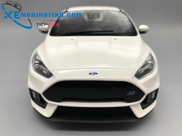 XE MÔ HÌNH FORD FOCUS RS 2015 1:18 OTTO (TRẮNG)