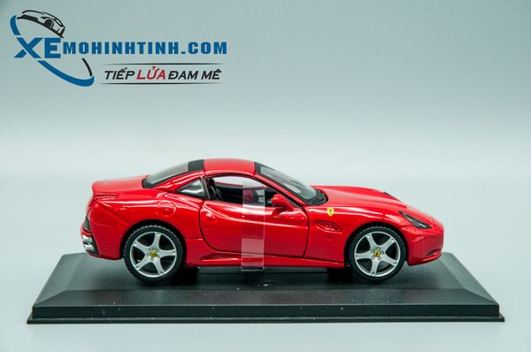 Xe Mô Hình Ferrari California 1:32 Bburago (Đỏ)